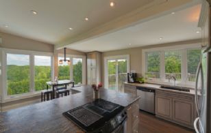 Kitchen and Deck - Country homes for sale and luxury real estate including horse farms and property in the Caledon and King City areas near Toronto