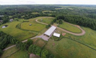 1/2 Mile Track - Country homes for sale and luxury real estate including horse farms and property in the Caledon and King City areas near Toronto