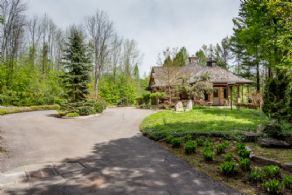 Approach to Main Residence - Country homes for sale and luxury real estate including horse farms and property in the Caledon and King City areas near Toronto