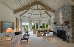 Living Room - Country homes for sale and luxury real estate including horse farms and property in the Caledon and King City areas near Toronto
