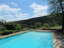 Pool with Escarpment Views - Country homes for sale and luxury real estate including horse farms and property in the Caledon and King City areas near Toronto