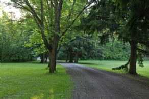 Entrance - Country homes for sale and luxury real estate including horse farms and property in the Caledon and King City areas near Toronto