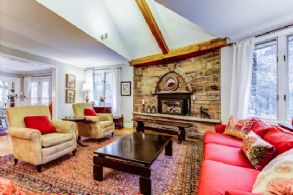 Country Retreat, Near Schomberg, Ontario - Country homes for sale and luxury real estate including horse farms and property in the Caledon and King City areas near Toronto