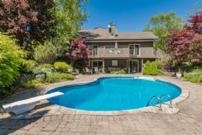 Pool and gardens - Country homes for sale and luxury real estate including horse farms and property in the Caledon and King City areas near Toronto