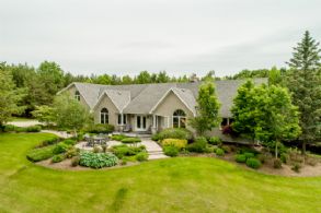 Facade - Country homes for sale and luxury real estate including horse farms and property in the Caledon and King City areas near Toronto