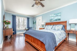 Master Bedroom with Change Room and En Suite Bathroom - Country homes for sale and luxury real estate including horse farms and property in the Caledon and King City areas near Toronto