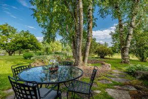 Patio overlooking south garden - Country homes for sale and luxury real estate including horse farms and property in the Caledon and King City areas near Toronto