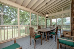 Screened porch - Country homes for sale and luxury real estate including horse farms and property in the Caledon and King City areas near Toronto