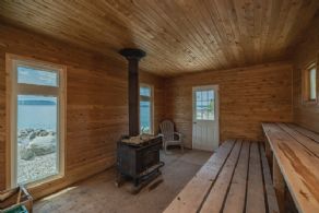 Beachside sauna - Country homes for sale and luxury real estate including horse farms and property in the Caledon and King City areas near Toronto