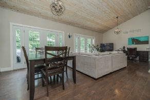 Dining Room and Family Room - Country homes for sale and luxury real estate including horse farms and property in the Caledon and King City areas near Toronto