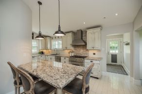 Kitchen Centre Island - Country homes for sale and luxury real estate including horse farms and property in the Caledon and King City areas near Toronto