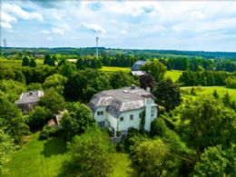 17725 Keele Street, King, Ontario - Country homes for sale and luxury real estate including horse farms and property in the Caledon and King City areas near Toronto