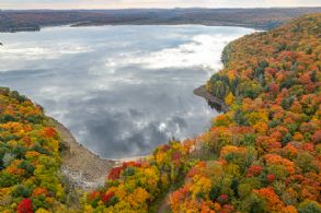 Percy Lake, Haliburton, Ontario - Country homes for sale and luxury real estate including horse farms and property in the Caledon and King City areas near Toronto