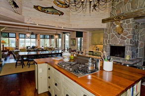 Kitchen will full views - Country homes for sale and luxury real estate including horse farms and property in the Caledon and King City areas near Toronto